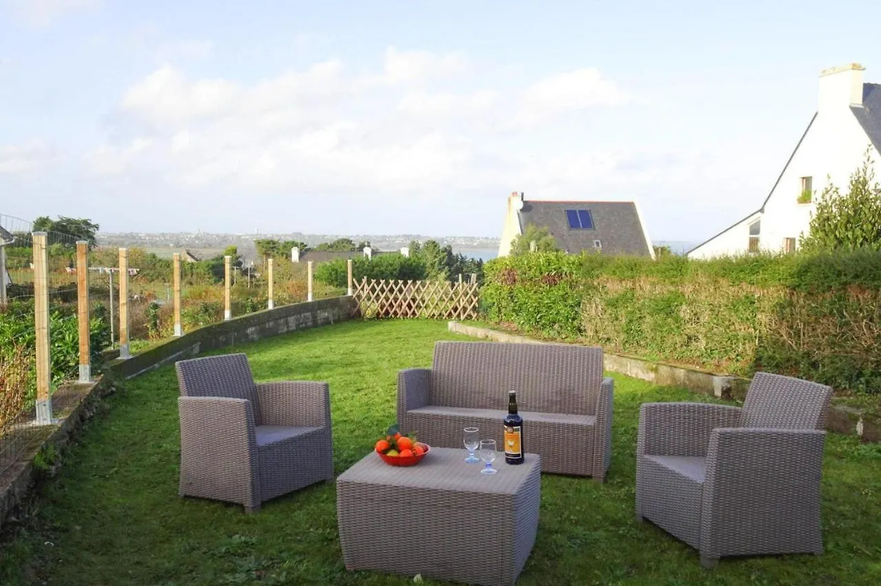 Holiday home Terraced House With Garden And Sea View, Paimpol Villa France